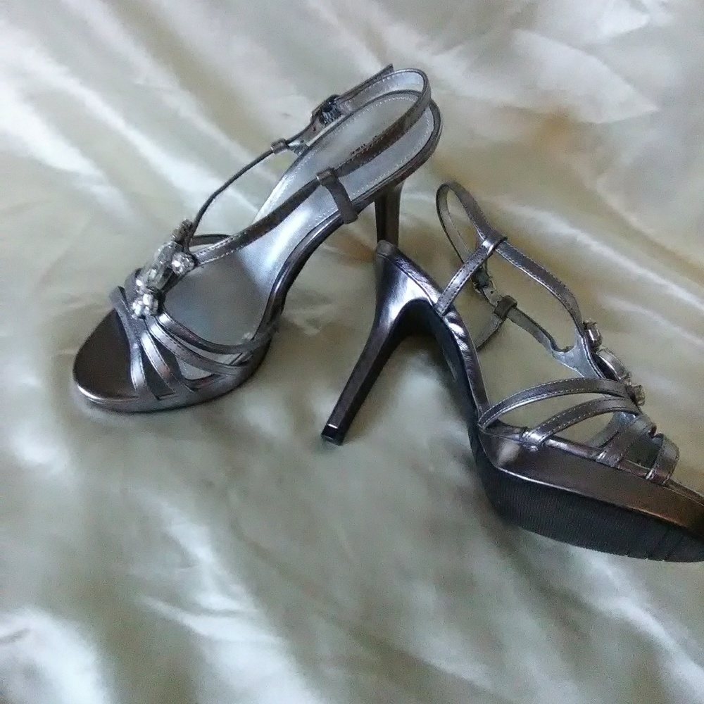 Apt 9 Silver Strappy Heels with Crystals